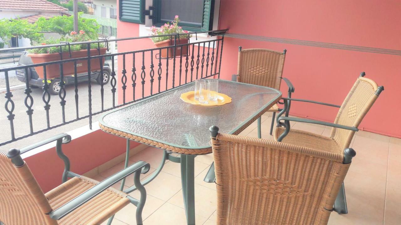 Giannos Apartments أيّا إفيميا المظهر الخارجي الصورة